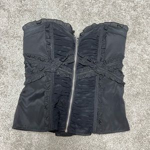 Black ruffled corset Bebe